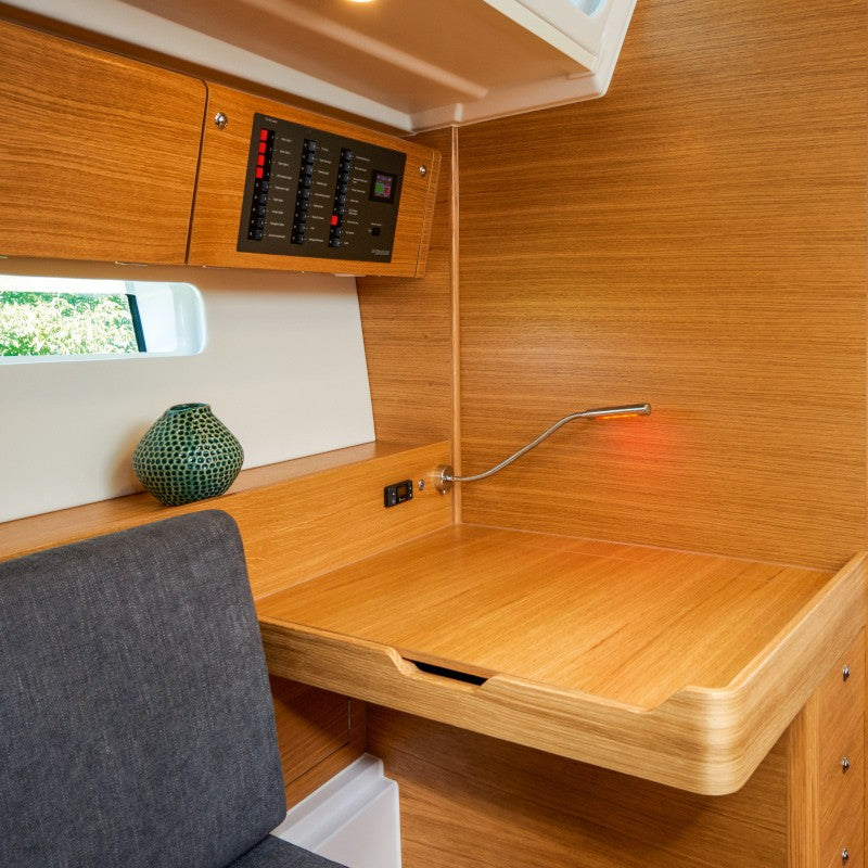 DOUB-LED TABLE Stainless Steel - Two-Colored LED Chart Light